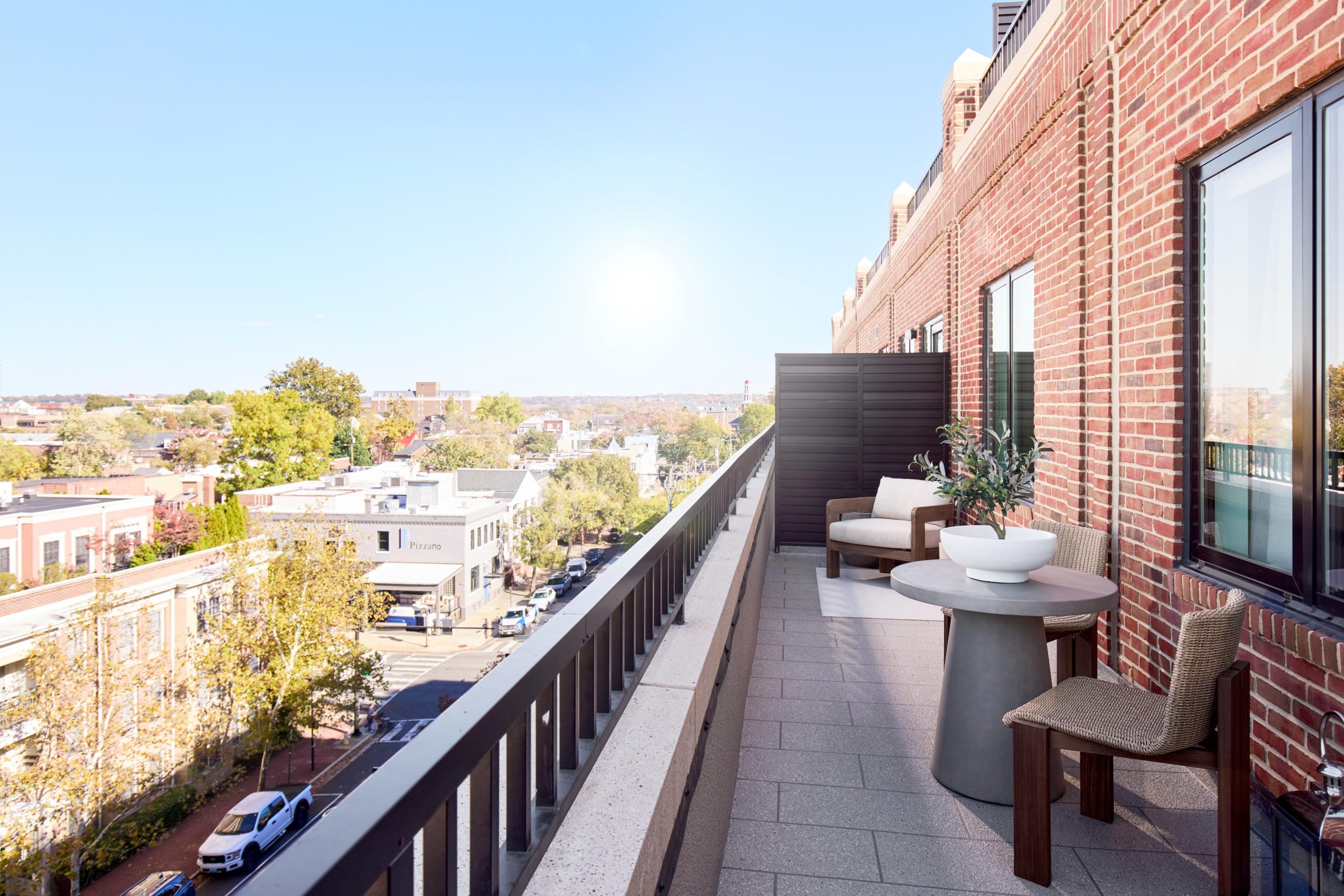CityHouseOldTown_LuxuryCommunity_Balcony_AlexandriaVA