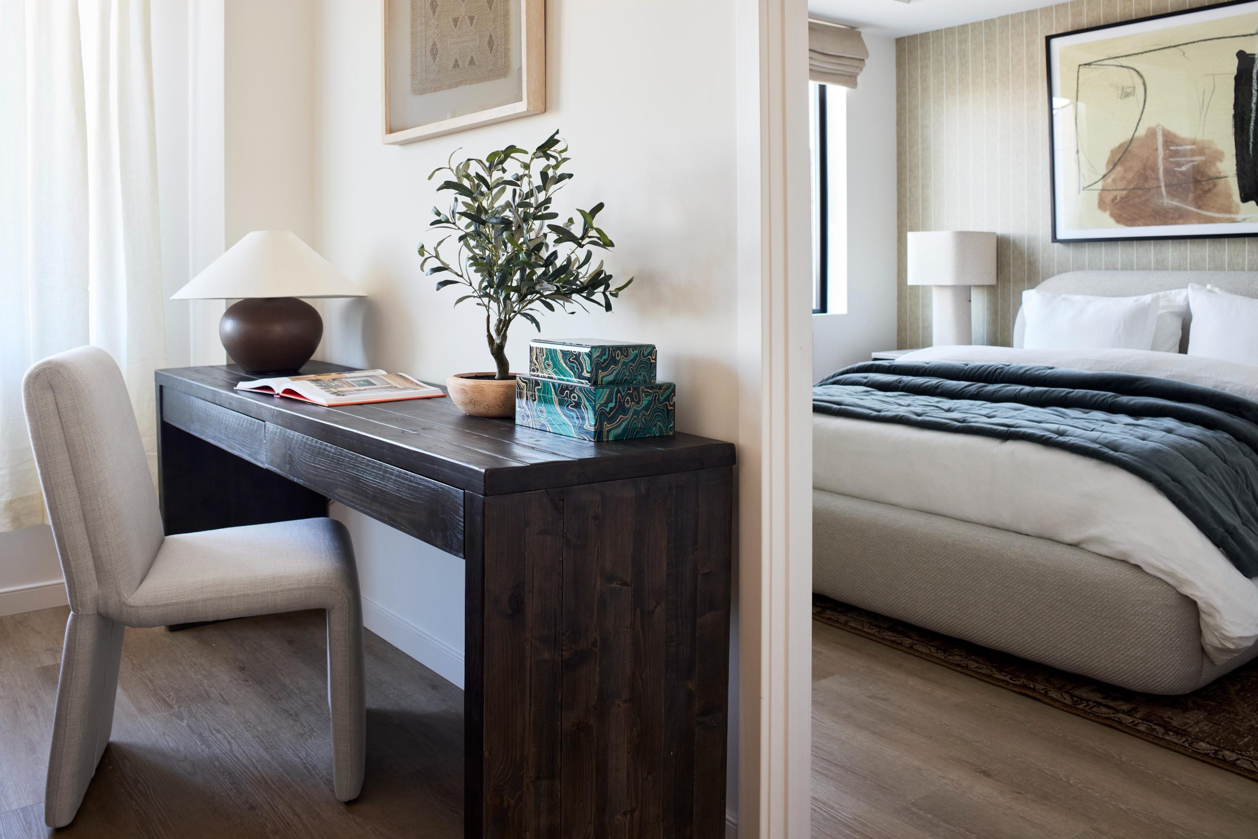 CityHouseOldTown_LuxuryCommunity_Bedroom_AlexandriaVA