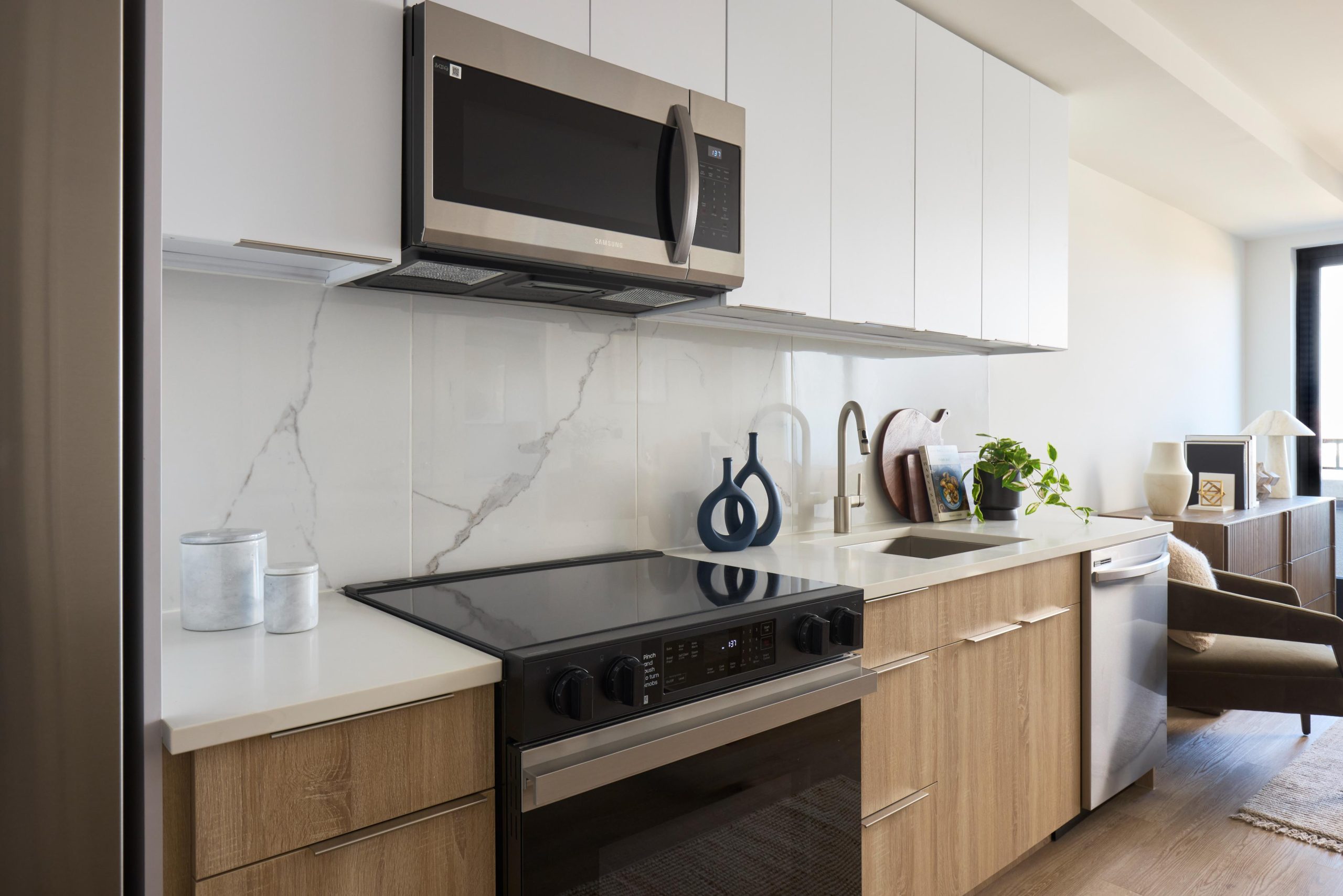 CityHouseOldTown_LuxuryCommunity_Kitchen_AlexandriaVA