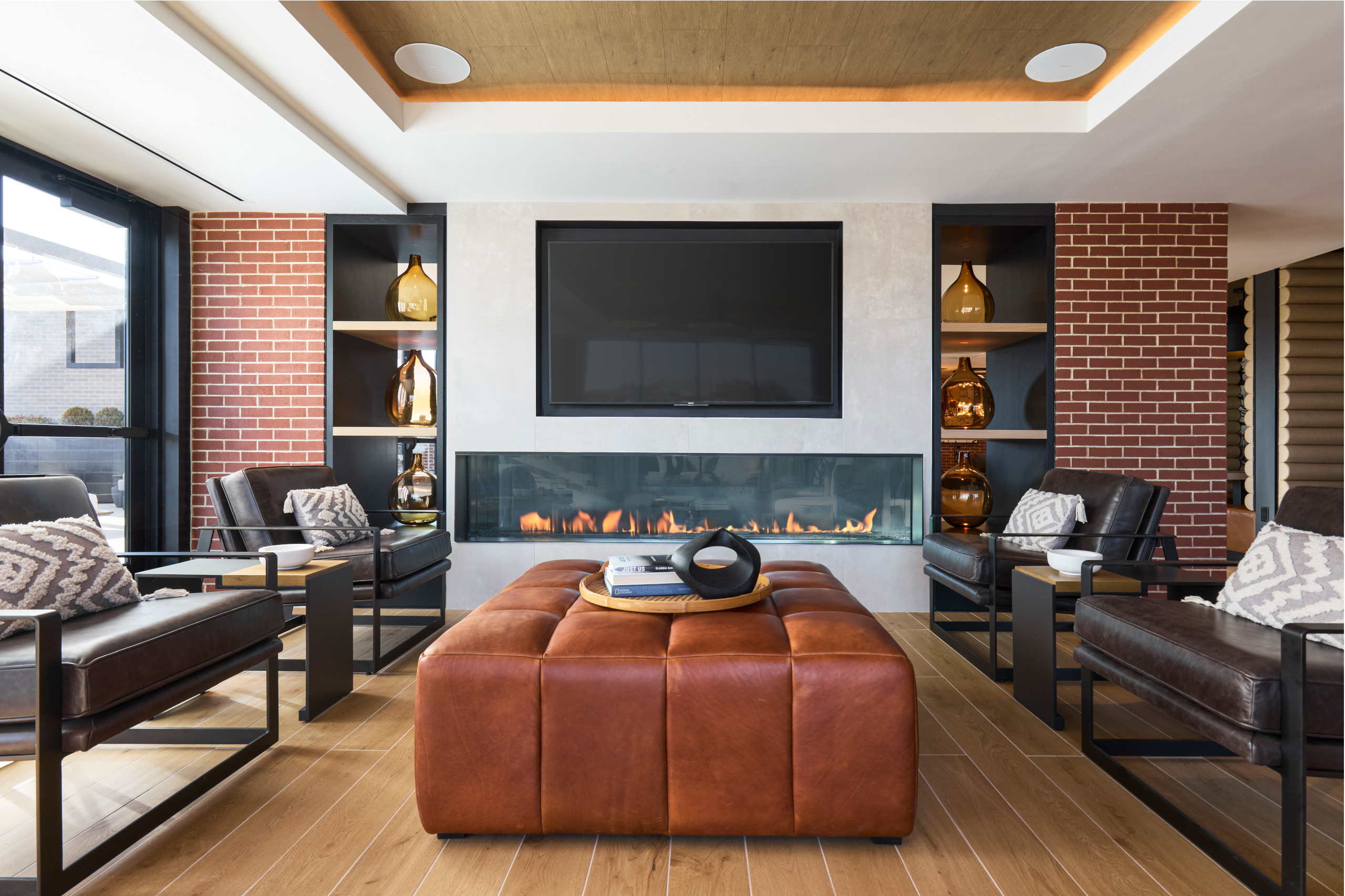 CityHouseOldTown_LuxuryCommunity_Lounge_AlexandriaVA